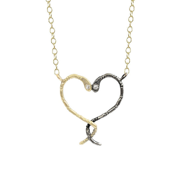 Love's Kiss Necklace